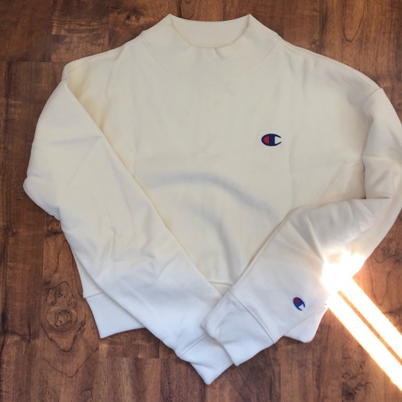 Urban Outfitters Tops - Urban Outfitters Champion Cream Mock-neck Sweatshirt